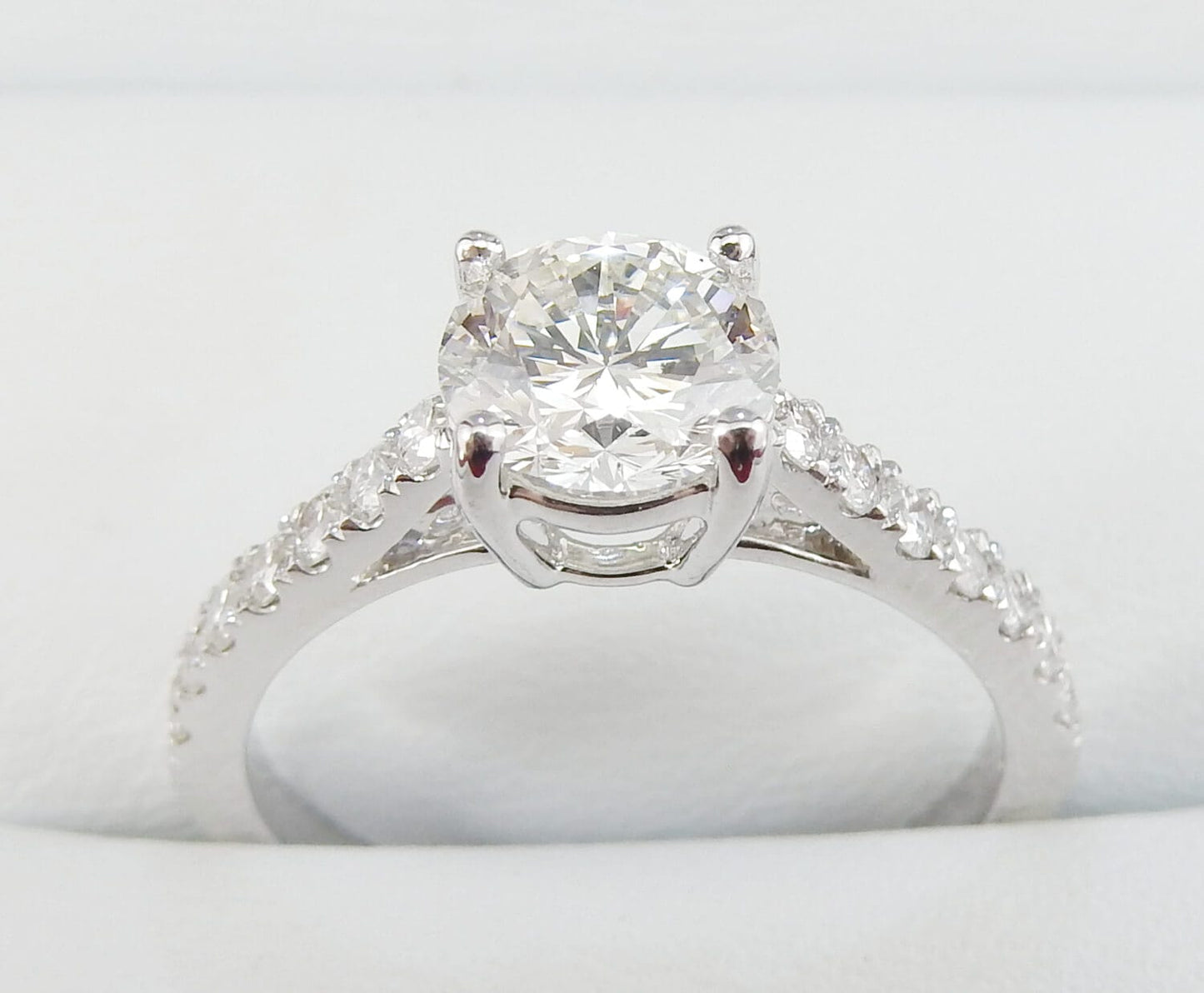 14K White Gold 1.00 CTW Round Diamond Split-Shank Engagement Ring