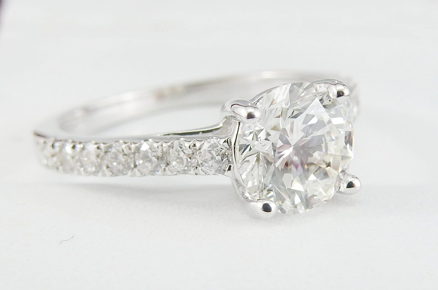 14K White Gold 1.00 CTW Round Diamond Split-Shank Engagement Ring