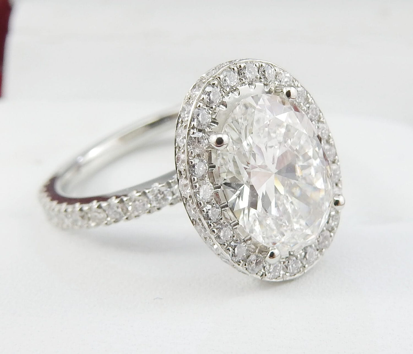 19K White Gold 2.10ct Oval Diamond Halo Engagement Ring