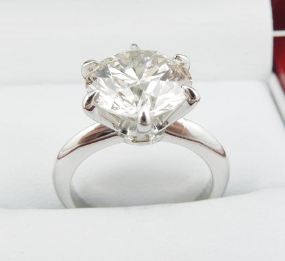 19K White Gold 4.25 CTW Round Brilliant Solitaire Diamond Engagement Ring