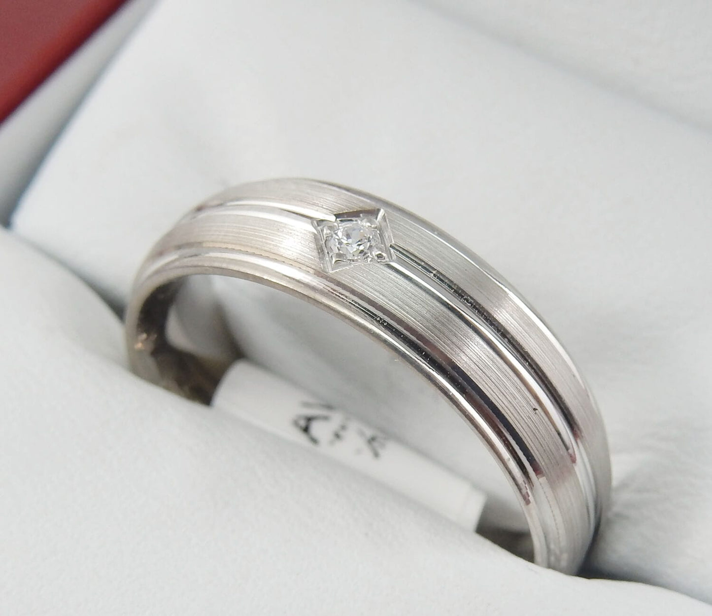 10K White Gold 6mm Princess-Cut Diamond Accent Men’s Wedding Band
