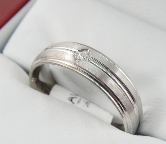 10K White Gold 6mm Princess-Cut Diamond Accent Men’s Wedding Band