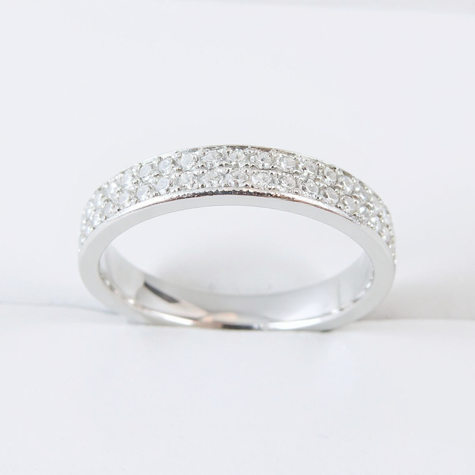 19K White Gold 3mm Pave Diamond Men’s Wedding Band