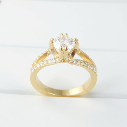 18K Yellow Gold 2.01ct Round Brilliant Diamond Engagement Ring