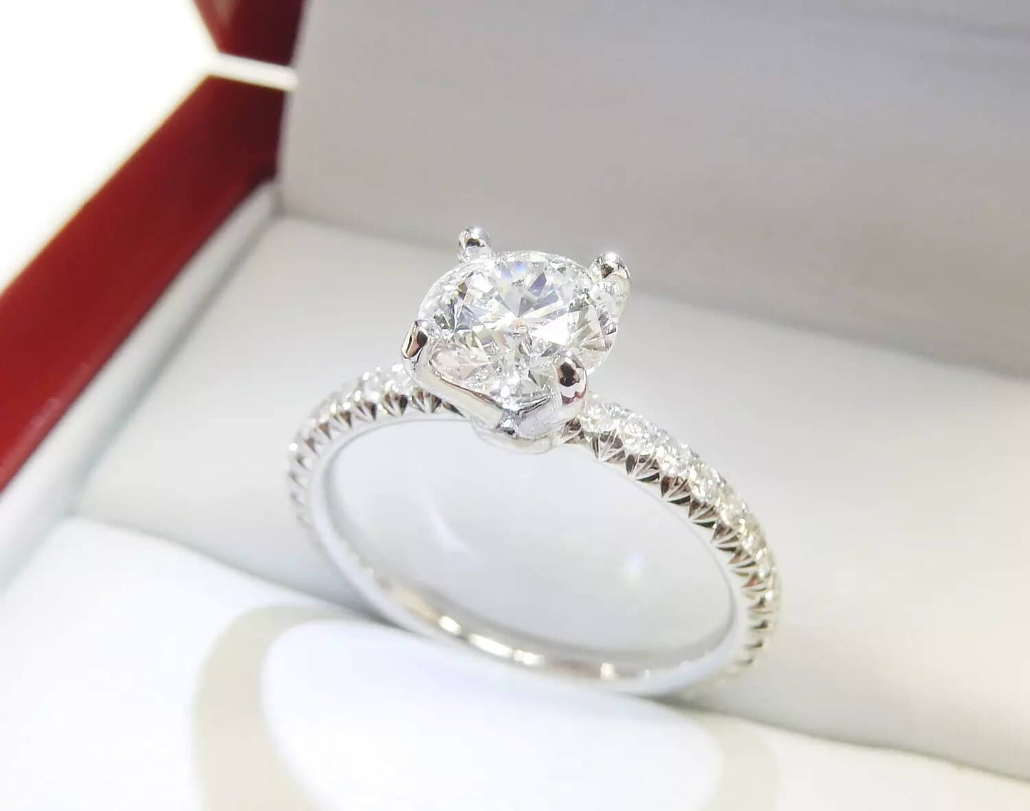 18K White Gold 1 CTW Round Brilliant Diamond Engagement Ring