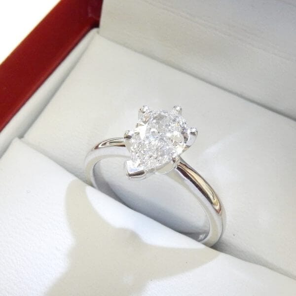 Pear shape diamond solitaire engagement ring