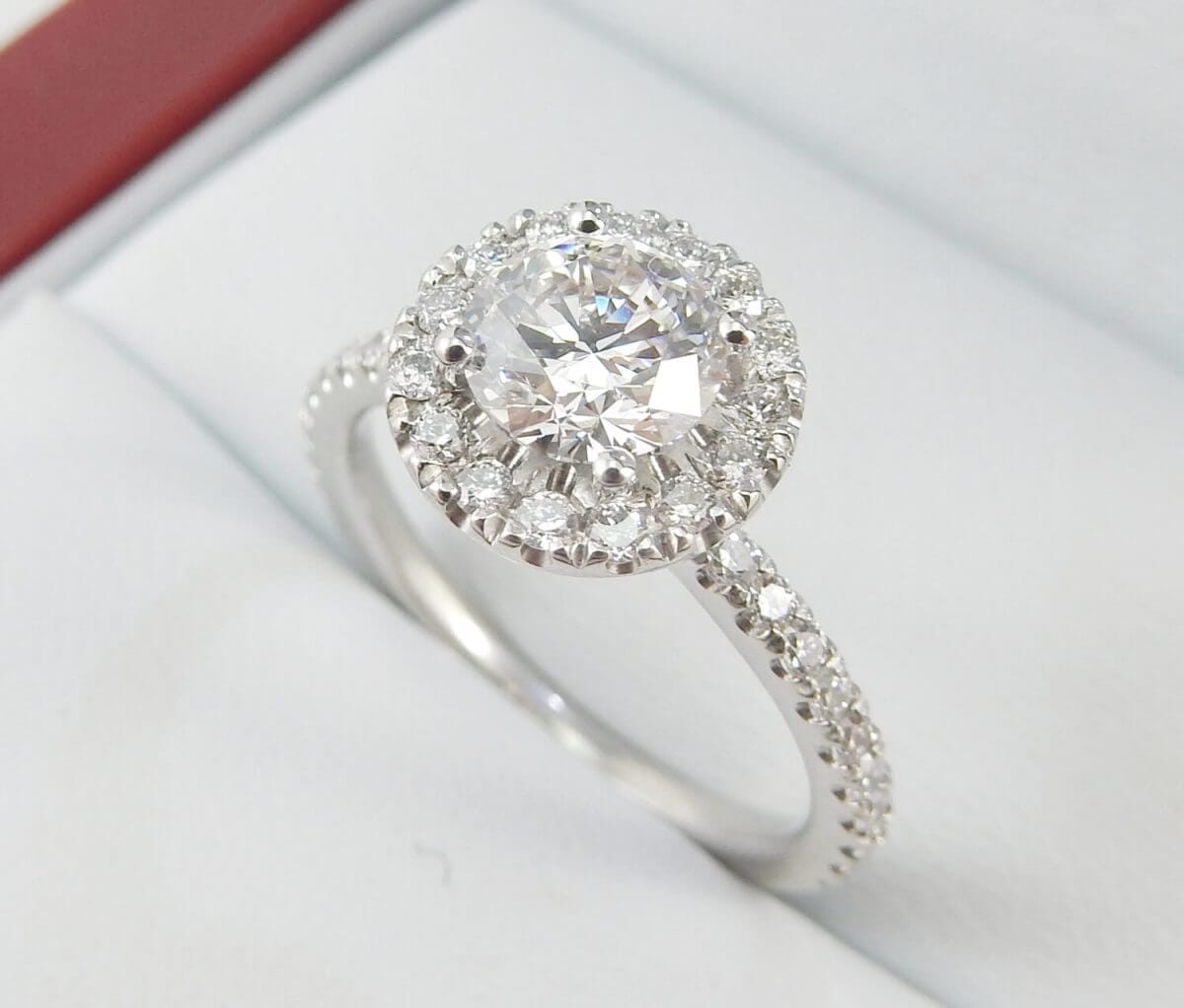 0.75ct-Brilliant-Round-Flawless-GIA-Platinum-Halo-Engagement-Ring-DiamondNet.ca (2)