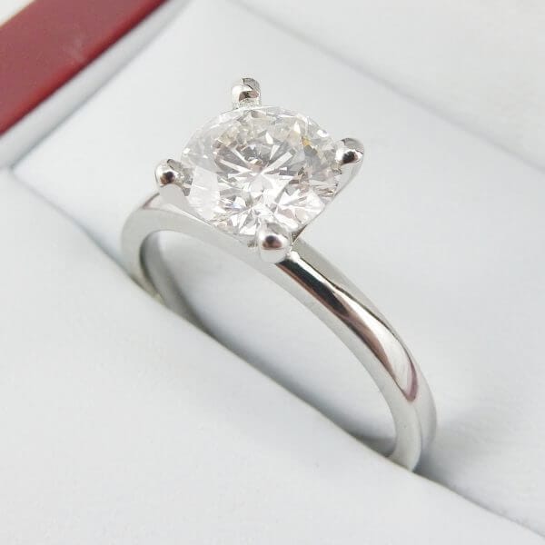 Four-Prong-Classic-Solitaire-DiamondNet.ca