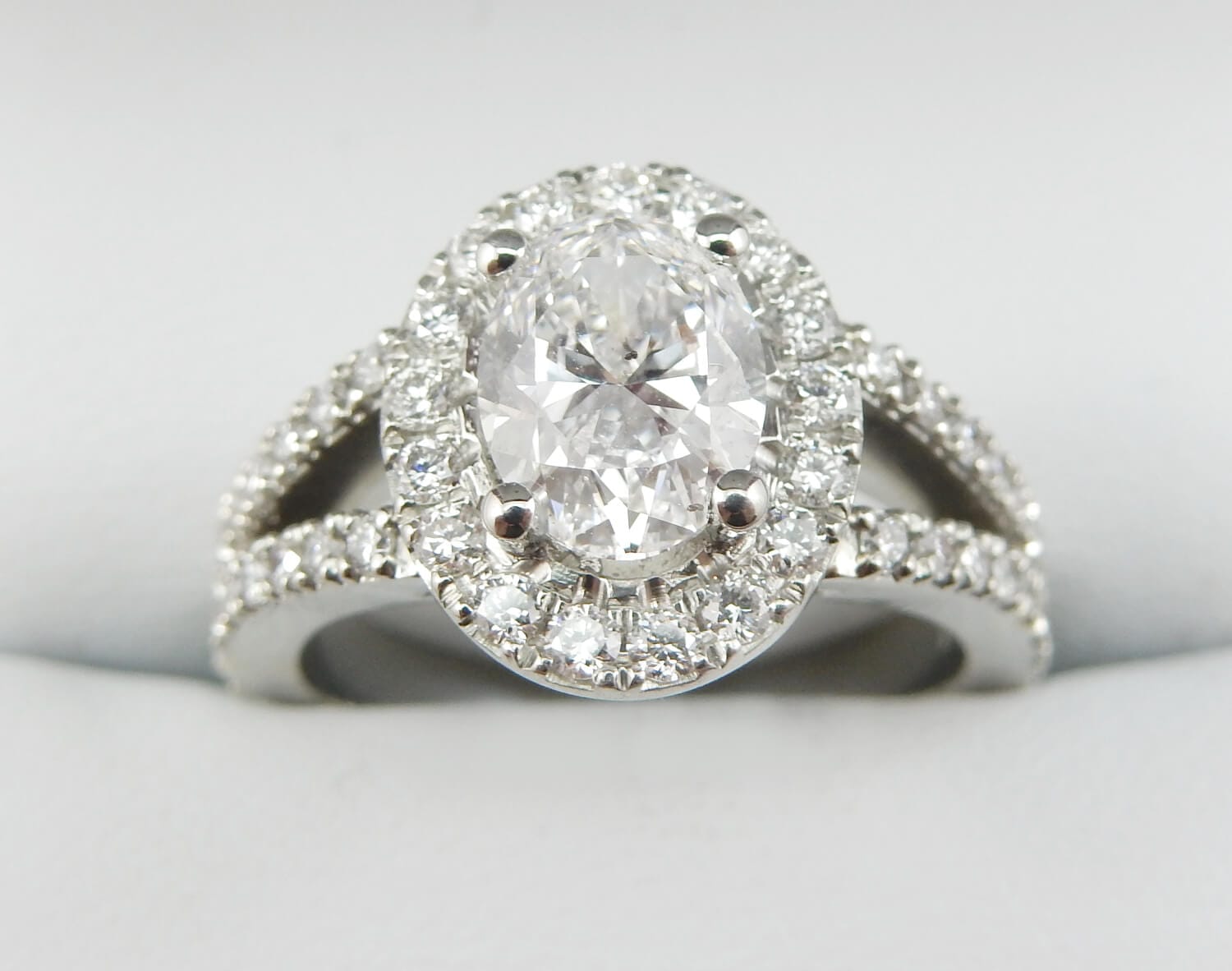 Split Shank Oval Diamond Halo Engagement Ring Style 4282 Diamondnet