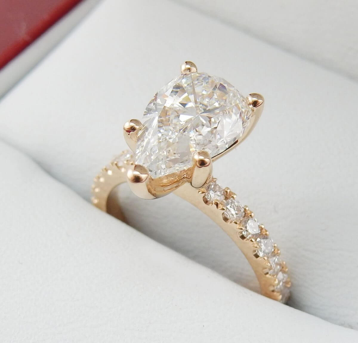 GIA-Pear-Shape-Diamond-Rose-Gold-Engagement-Ring-DiamondNet.ca