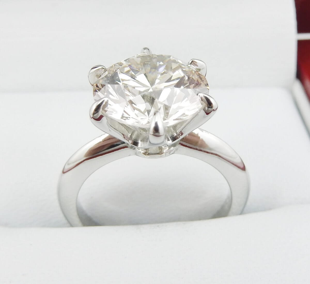 4.25ct-Diamond-Six-Prong-Solitaire-Engagement-Ring-White-Gold-DiamondNet.ca (3)