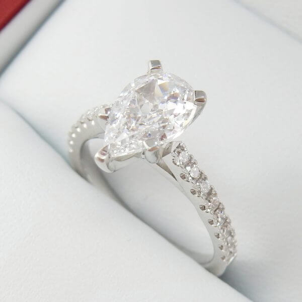 Pearshape-Diamond-GIA-Platinum-Engagement-Ring-DiamondNet.ca (2)