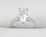 Pearshape-Diamond-GIA-Platinum-Engagement-Ring-DiamondNet.ca (3)