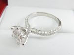 Round-Diamond-Six-Prong-GIA-Engagement-Ring-DiamondNet.ca (2)