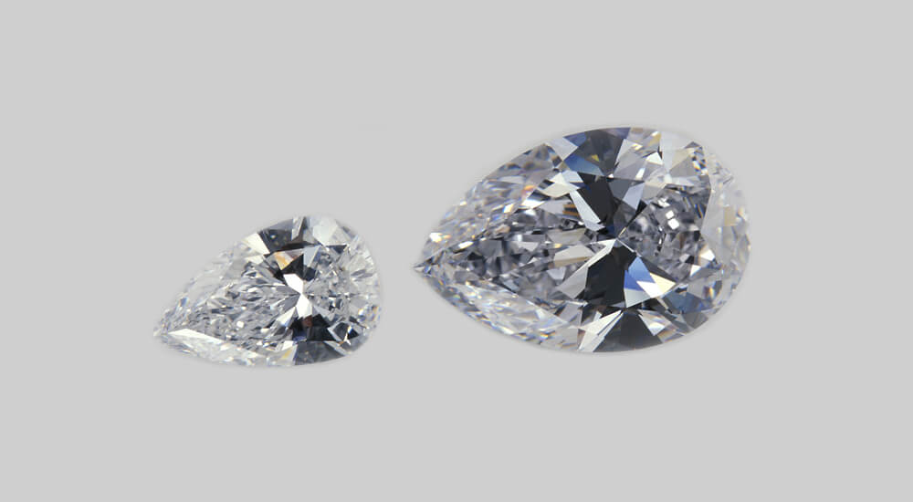 Bow-tie effect on teardrop diamond