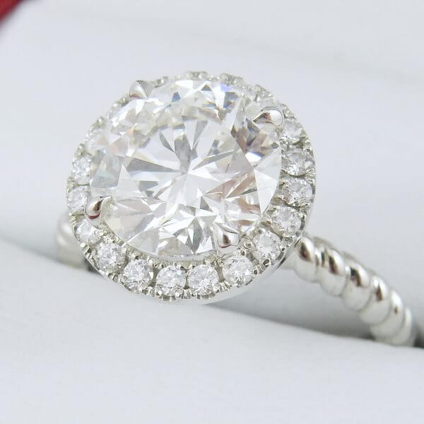 Round-Brilliant-Halo-Diamond-Ring-Rope-Band-19k-White-Gold-GIA-Engagement-Ring-DiamondNet.ca