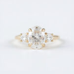 Oval Diamond engagement Ring