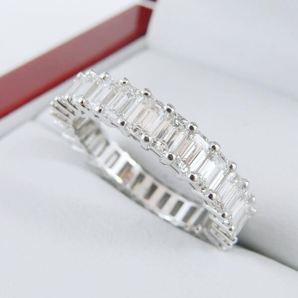 Emerald-Diamond-Eternity-Band-White-Gold-DiamondNet.ca