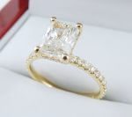 Radiant-Cut-Diamond-Engagement-Ring-Yellow-Gold-Underhalo-GIA-DiamondNet.ca