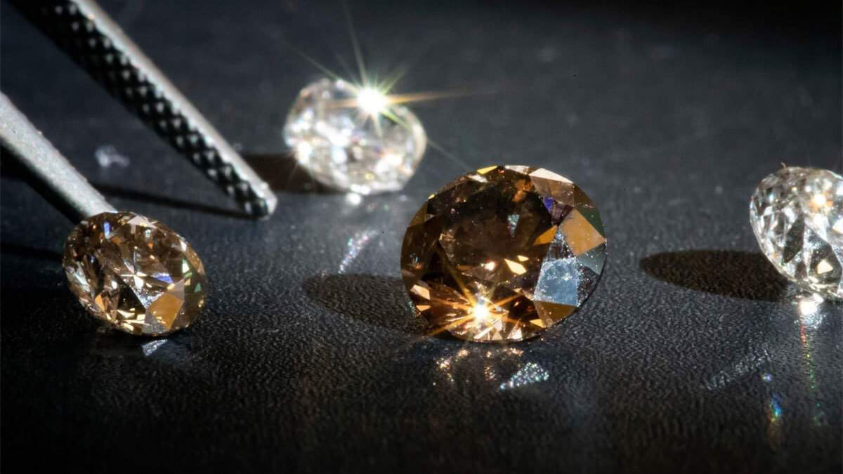Which is Rarer, Gold or Diamonds? DiamondNet