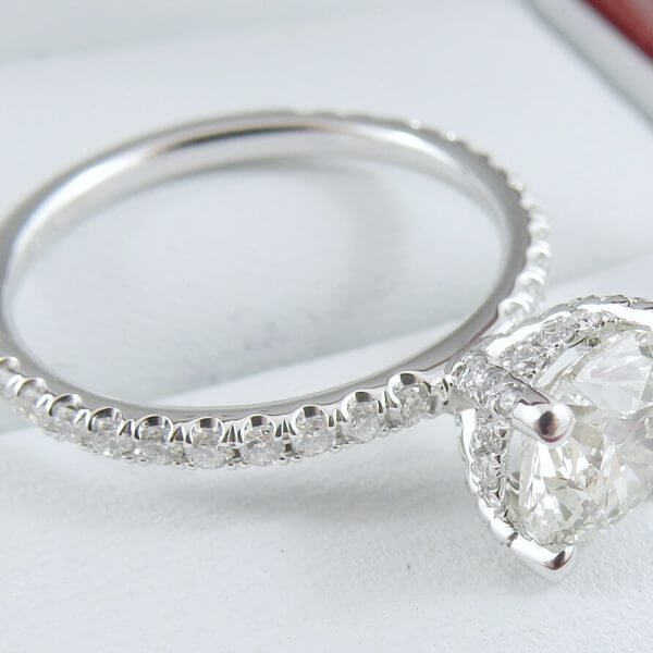 1.22ct 19K White Gold Round Brilliant Diamond Engagement Ring