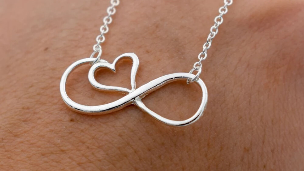 The Infinity of love charm