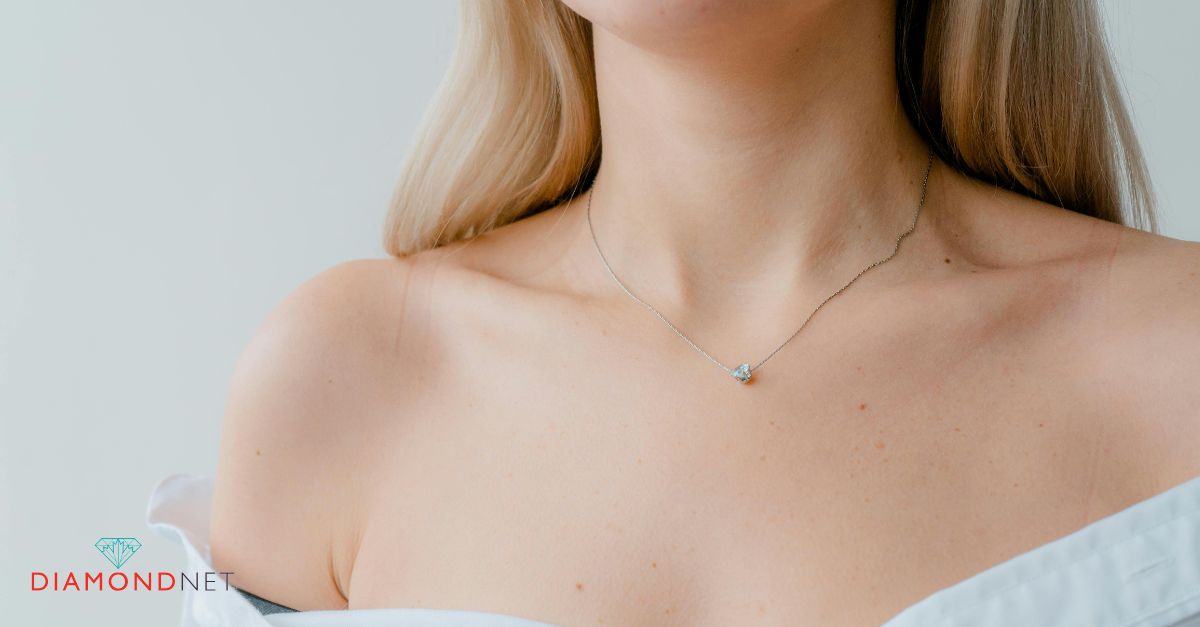 Elegant necklace featuring diamonds, illustrating the distinction between diamond necklaces and pendants