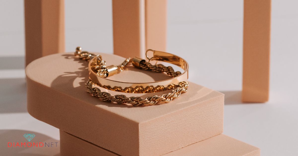 Breakdown of gold karat options and what each type means for jewelry buyers